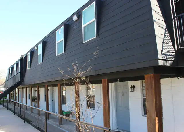 Property at 303 Goessler St Unit 18, Brenham, TX, 77833, 2 beds, 1 bath, [object Object]