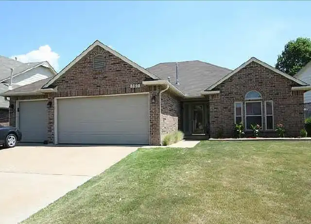 Property at 505 E Helena St, Broken Arrow, OK, 74012, 4 beds, 2 baths, [object Object]