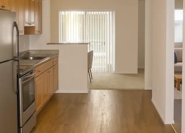 Property at Trinity 43rd Apartments - 902 NE 43rd St, Seattle, WA, 98105, 2 beds, 2 baths, [object Object]