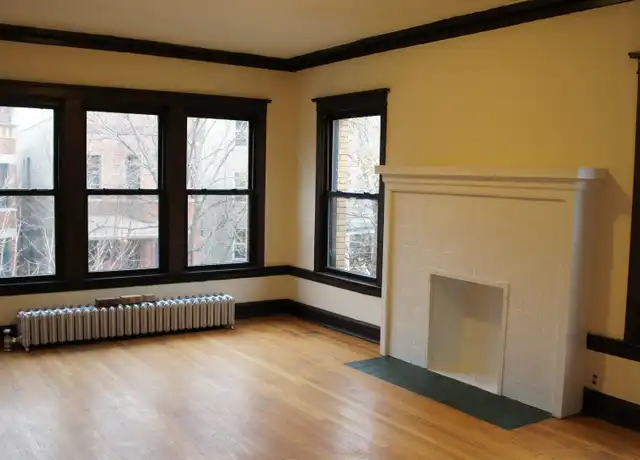 Property at 2516 N Sawyer Ave Unit 2E, Chicago, IL, 60647, 2 beds, 1 bath, [object Object]