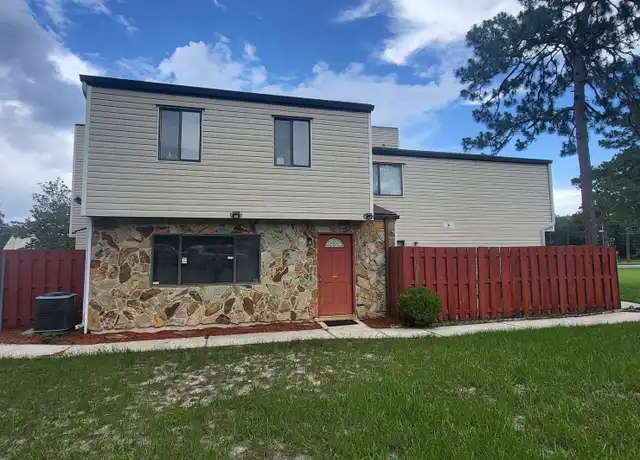 Property at 2134 NE 45th Ave, Ocala, FL, 34470, 2 beds, 2.5 baths, [object Object]