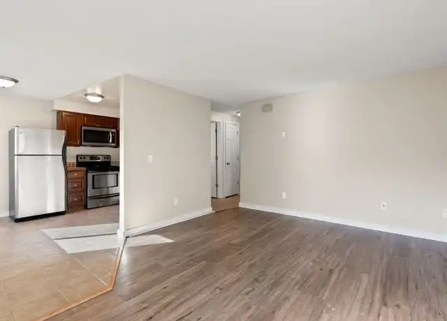 Property at 3102 E Jackson Ave Unit 3116, Spokane, WA, 99207, 2 beds, 1 bath, [object Object]