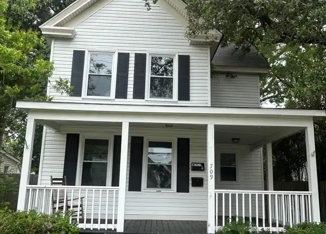 Property at 709 W Pembroke Ave Unit B, Hampton, VA, 23669, 2 beds, 1.5 baths, [object Object]