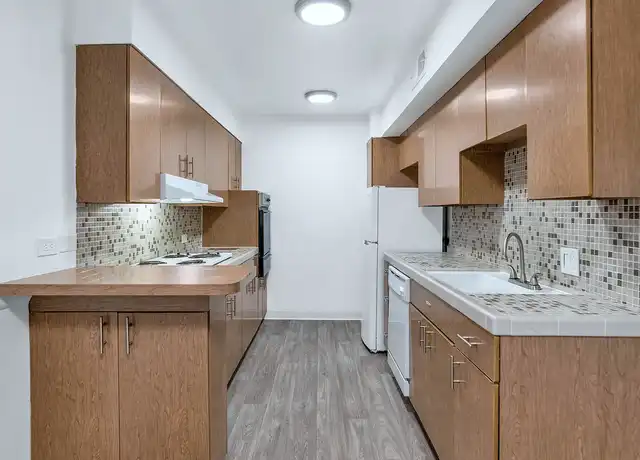 Property at The Phoenix Apartments on 6th Avenue - 3633 N 6th Ave, Phoenix, AZ, 85013, 0 beds, 1 bath, [object Object]