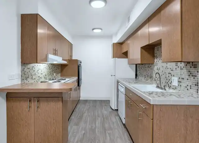 Property at The Phoenix Apartments on 6th Avenue - 3633 N 6th Ave, Phoenix, AZ, 85013, 0-2 beds, 1-2 bath, [object Object]