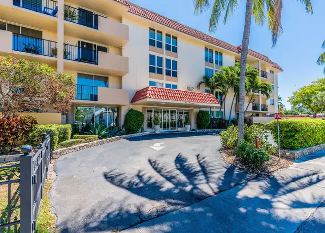 Property at 1000 Spanish River Rd Unit 3T, Boca Raton, FL, 33432, 2 beds, 2 baths, [object Object]