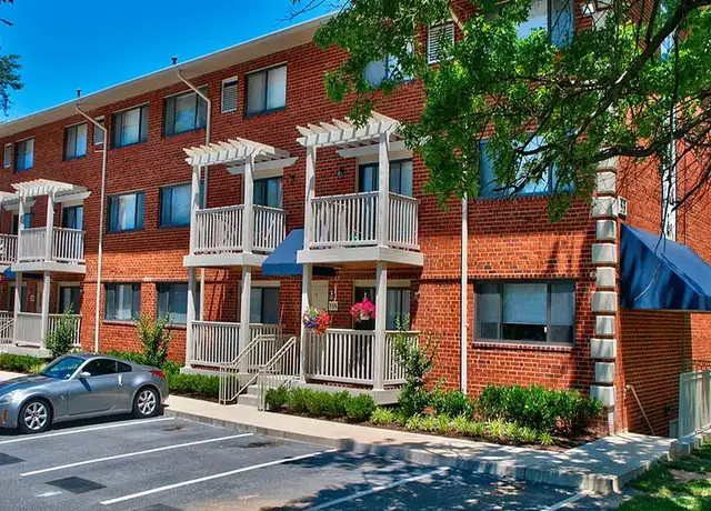 Photo of 9 Parkway, Greenbelt, MD 20770