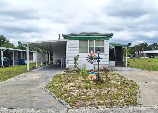 Property at 102 Pine St, Edgewater, FL, 32141, 2 beds, 2 baths, [object Object]