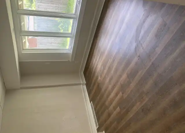 Property at 2914 Woodbridge Ave, Cleveland, OH, 44109, 2 beds, 1 bath, [object Object]