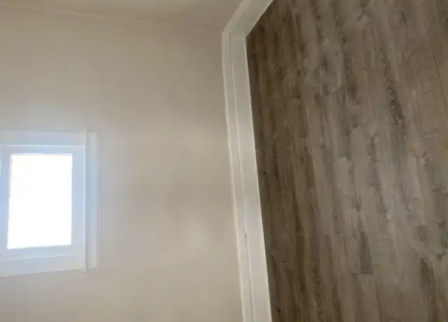 Property at 2914 Woodbridge Ave, Cleveland, OH, 44109, 2 beds, 1 bath, [object Object]