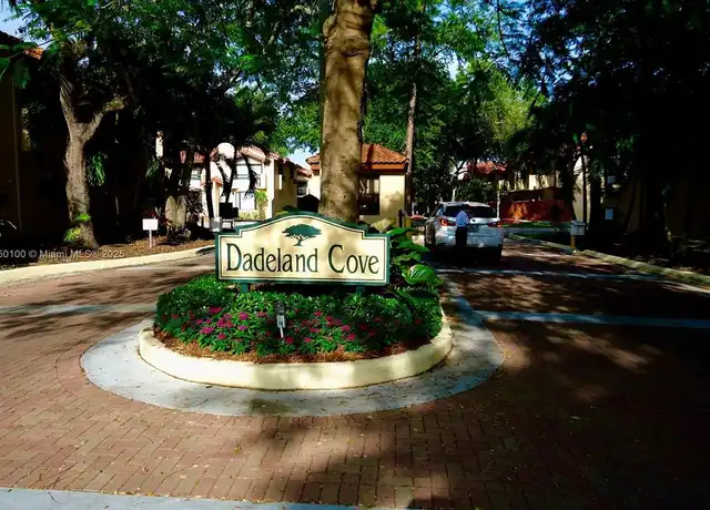 Property at 10152 SW 77th Ct #10152, Miami, FL, 33156, 2 beds, 1 bath, [object Object]