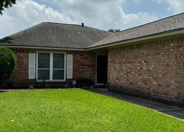 Property at 5211 Court Rd, Houston, TX, 77053, 3 beds, 2 baths, [object Object]