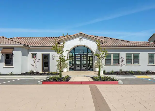 Photo of 559 E Arnaudo Blvd, Mountain House, CA 95391