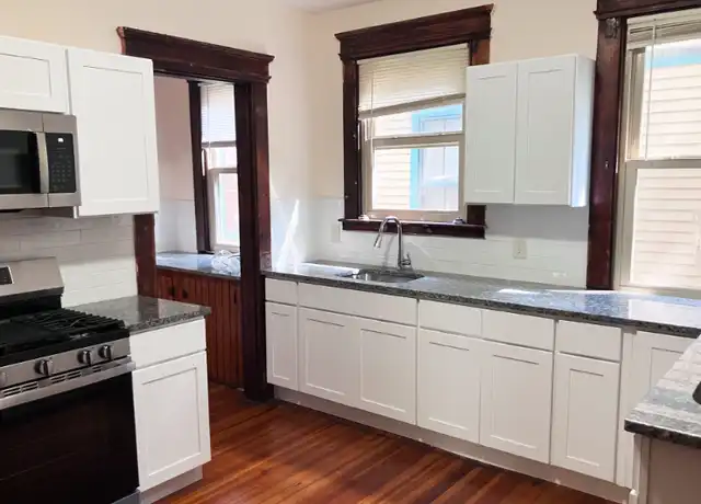 Property at 178 Ellsworth Ave Apt 1, New Haven, CT, 06511, 3 beds, 1.5 baths, [object Object]