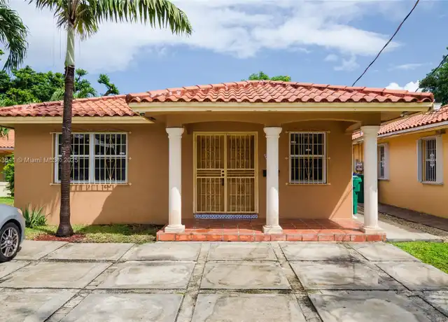 Property at 3373 SW 28th Ter #3373, Miami, FL, 33133, 3 beds, 2 baths, [object Object]