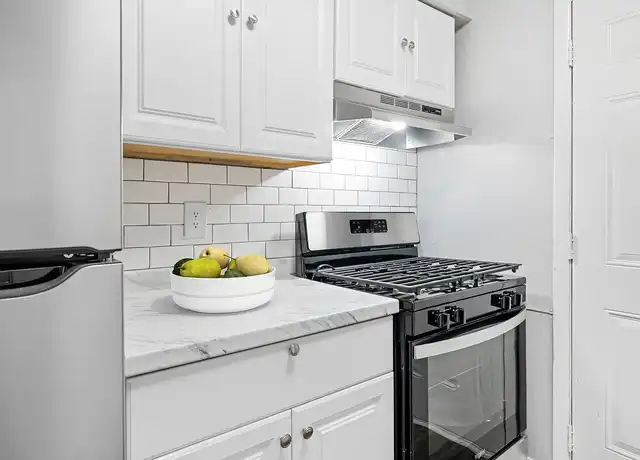 Property at The Alcove Townhomes - 601 W 54th St, Savannah, GA, 31405, 1-4 bed, 1-2 bath, [object Object]