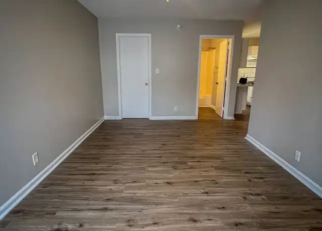 Property at 110 Medical Ct Unit 2, Clarksville, TN, 37043, 1 bed, 1 bath, [object Object]