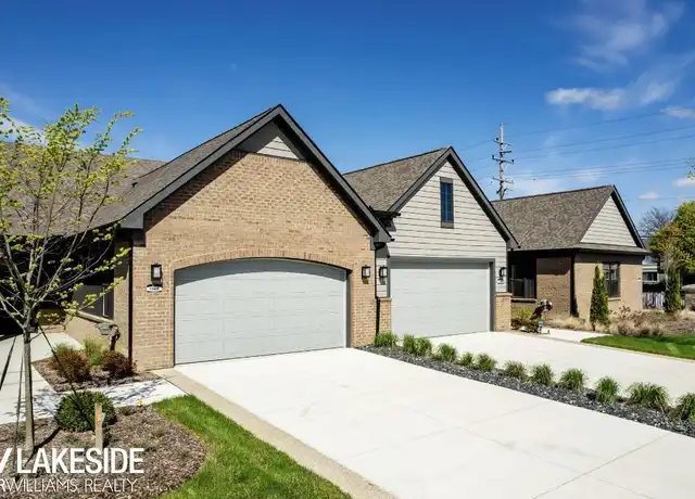 Property at 925 Heritage Dr, Bloomfield Hills, MI, 48304, 2 beds, 2 baths, [object Object]