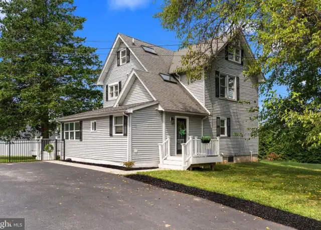 Property at 496 E King Rd, Malvern, PA, 19355, 3 beds, 3 baths, [object Object]