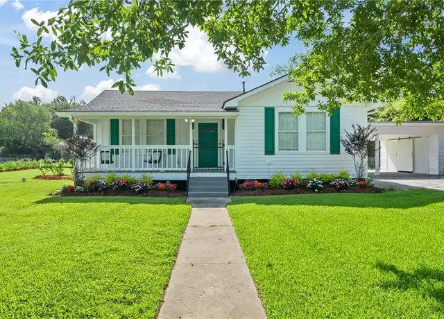 Property at 225 Magnolia St, Mandeville, LA, 70448, 3 beds, 2 baths, [object Object]