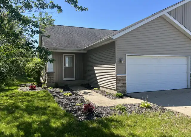 Property at 4425 136th Ave, Holland, MI, 49424, 3 beds, 2 baths, [object Object]