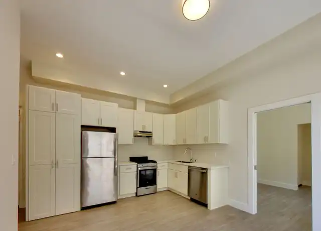 Property at 720 Baker St Unit B, San Francisco, CA, 94115, 2 beds, 1 bath, [object Object]