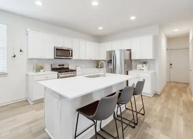 Property at 8000 City Top Blvd, Austin, TX, 78724, 4 beds, 2 baths, [object Object]
