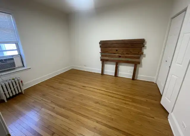 Property at 1425 W Farwell Ave, Chicago, IL, 60626, 1 bed, 1 bath, [object Object]