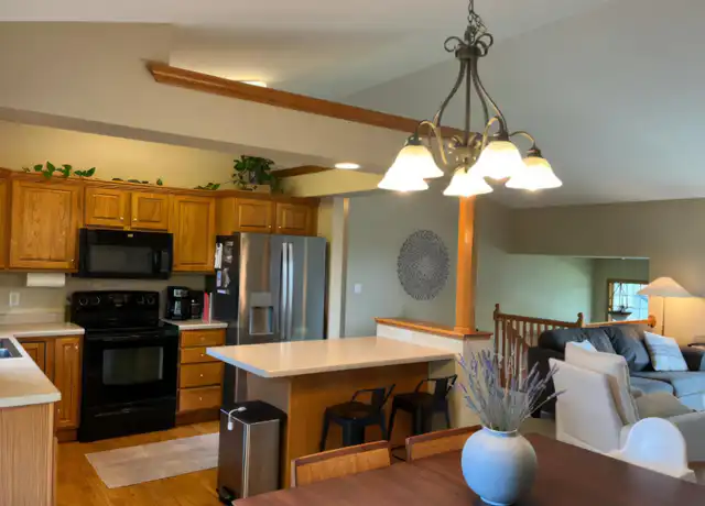 Property at 2922 Kenosha Dr NW, Rochester, MN, 55901, 4 beds, 2 baths, [object Object]