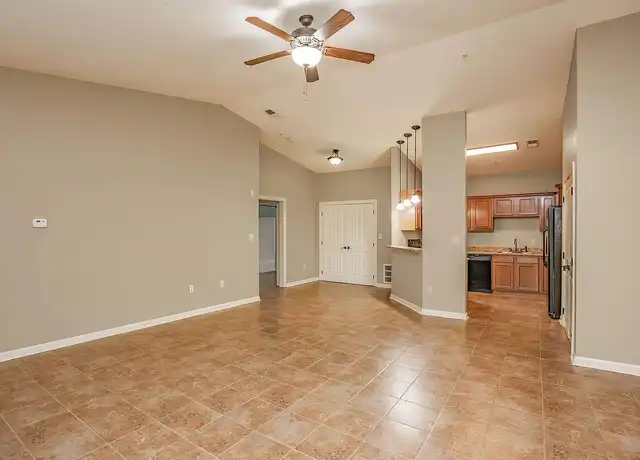 Property at Stonewater Place Apartments - 20 Stonewater Creek Dr, Jackson, TN, 38305, 1-3 bed, 1-3 bath, [object Object]