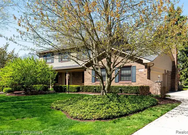Property at 21442 Parklane St, Farmington Hills, MI, 48335, 4 beds, 2.5 baths, [object Object]