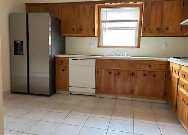 Property at 34 Hilton St Unit 2, Belleville, NJ, 07109, 2 beds, 1 bath, [object Object]