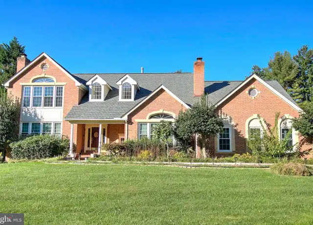 Property at 9710 Middleton Ridge Rd, Vienna, VA, 22182, 1 bed, 1 bath, [object Object]