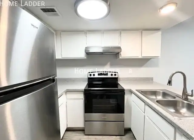 Property at 4957 S Park Ave Unit 101, Tucson, AZ, 85706, 2 beds, 1 bath, [object Object]