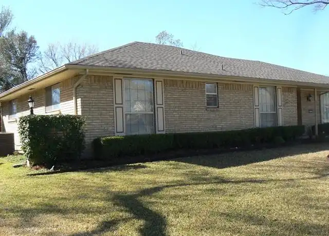 Property at 1025 Gracelane Dr, Desoto, TX, 75115, 3 beds, 2.5 baths, [object Object]