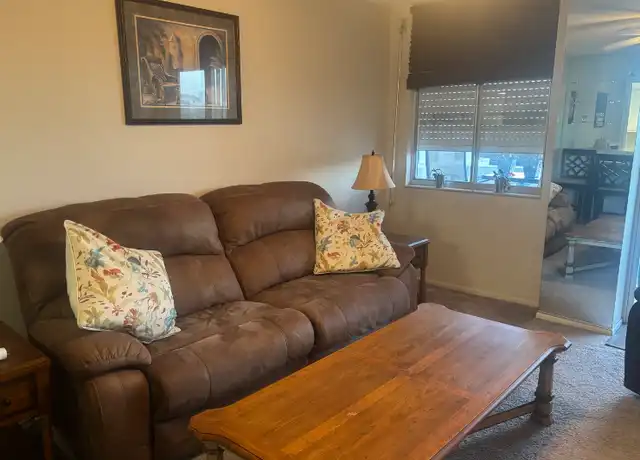 Property at 925 N Halifax Ave, Daytona Beach, FL, 32118, 1 bed, 2 baths, [object Object]