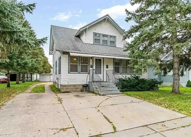 Property at 810 Range St Unit Main Level, North Mankato, MN, 56003, 4 beds, 2 baths, [object Object]