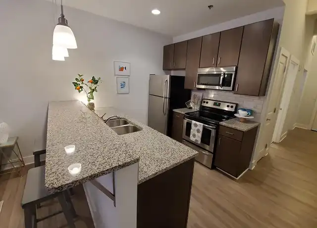 Property at Newberry Lofts on 6th - 34 W 6th St, Cincinnati, OH, 45202, 1-2 bed, 1-1.5 bath, [object Object]