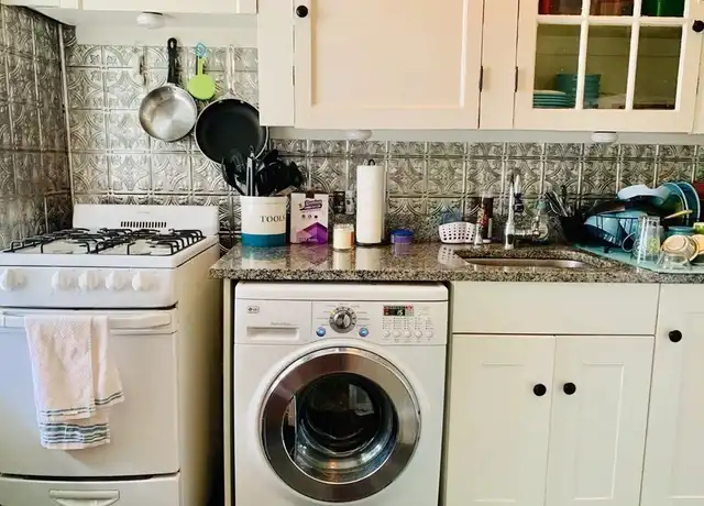 Property at 8 Walnut St #24, Everett, MA, 02149, 1 bed, 1 bath, [object Object]