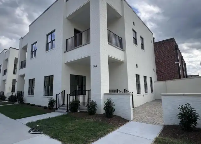 Property at 136 W 13th St, Chattanooga, TN, 37402, 2 beds, 2.5 baths, [object Object]