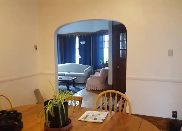 Property at 3131 N Bartlett Ave Unit 1, Milwaukee, WI, 53211, 4 beds, 1 bath, [object Object]