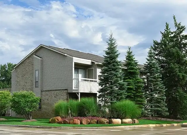 Property at Thornberry Apartments - 5460 Bentley Rd, West Bloomfield, MI, 48322, 2 beds, 1-2 bath, [object Object]