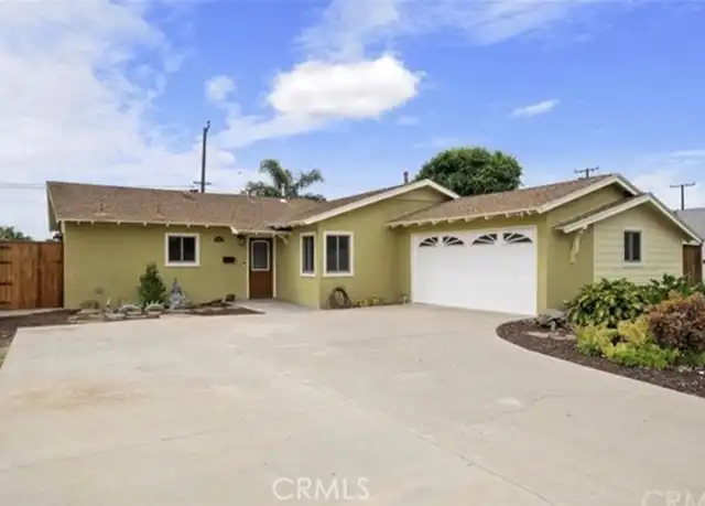 Property at 5082 Linda Cir, Huntington Beach, CA, 92649, 4 beds, 2 baths, [object Object]
