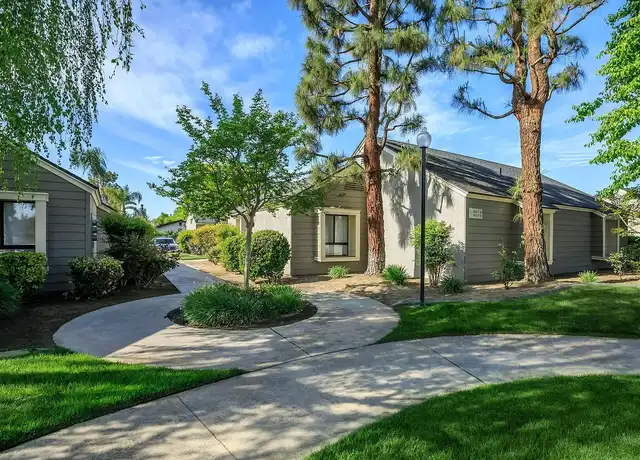 Property at Laurelwood West Villas - 7601 Olympia Dr, Bakersfield, CA, 93309, 2 beds, 2 baths, [object Object]