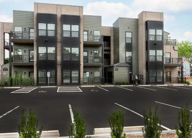 Property at 1305 Oak St Unit 105, Columbus, OH, 43205, 1 bed, 1 bath, [object Object]