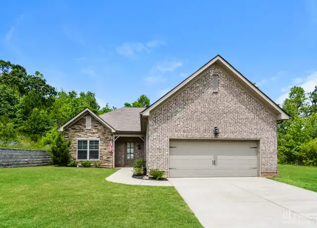 Property at 211 E Quail Hollow Way, Dickson, TN, 37055, 3 beds, 2 baths, [object Object]