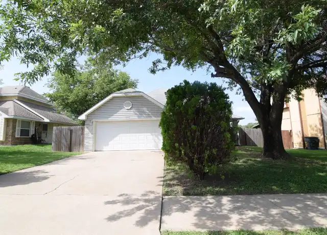 Property at 2203 Armadillo Dr, Killeen, TX, 76549, 3 beds, 2 baths, [object Object]