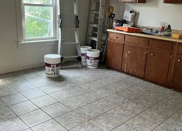 Property at 2437 Grand Ave Unit 2, Niagara Falls, NY, 14301, 2 beds, 1 bath, [object Object]