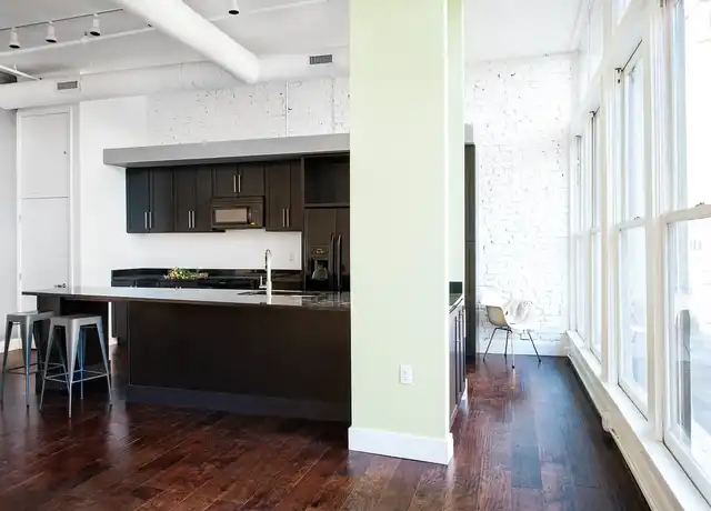 Property at Lofts at Merchants Row - 91 S 2nd St, Memphis, TN, 38103, 1 bed, 1 bath, [object Object]