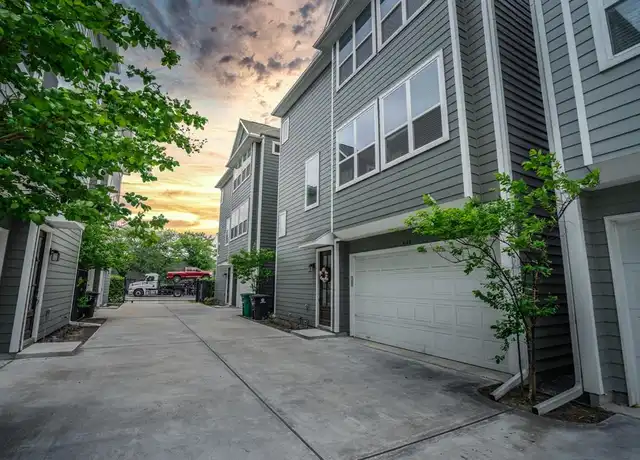 Property at 312 W 28th St, Houston, TX, 77008, 3 beds, 4 baths, [object Object]